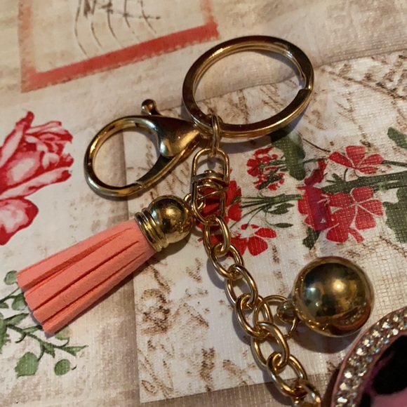 Leopard Heart Rhinestone Tassel Keychain - Picture 3 of 16